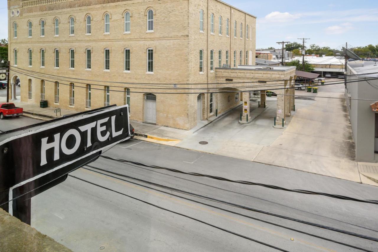 The Alcalde Hotel By Oyo Gonzales Eksteriør billede
